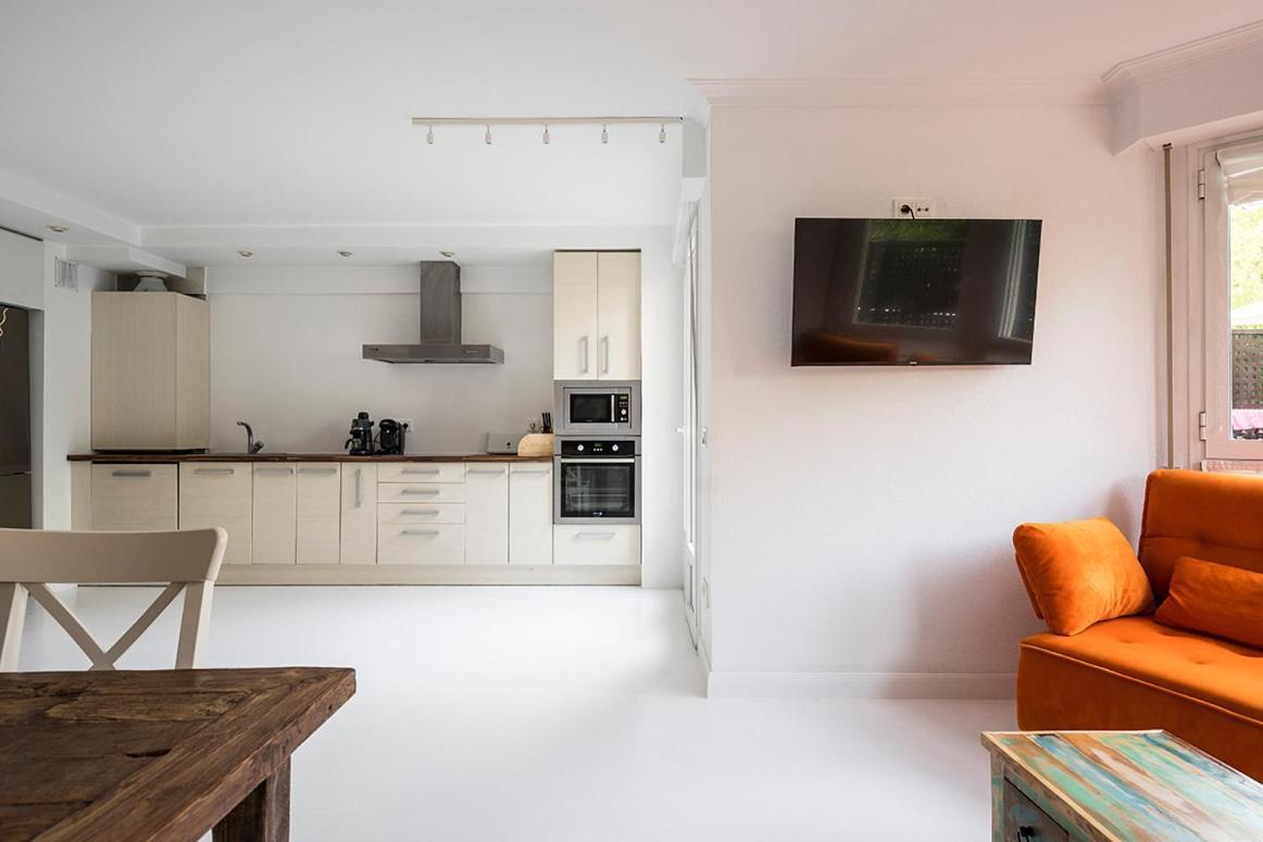 New Apartment & Terrace. Steps To Ondarreta Beach Anorga-Lugariz ภายนอก รูปภาพ
