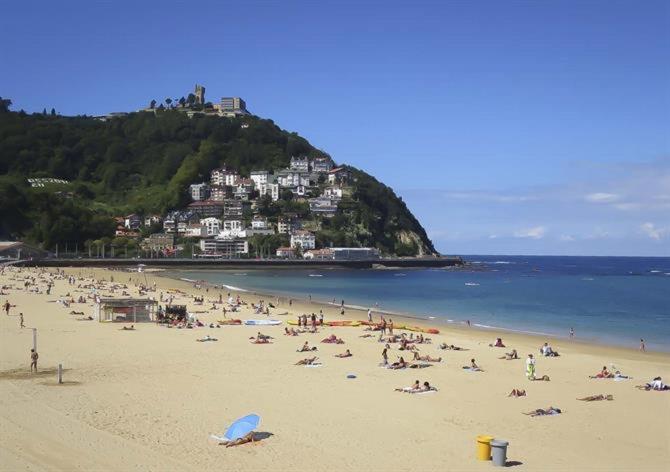 New Apartment & Terrace. Steps To Ondarreta Beach Anorga-Lugariz ภายนอก รูปภาพ